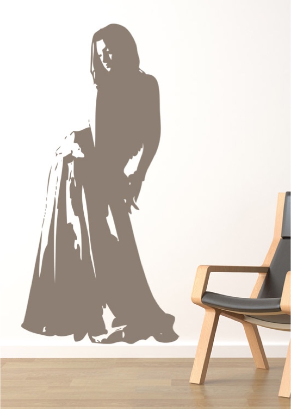 Frau mit langem Kleid